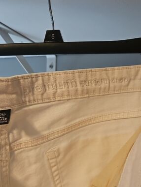 GAP Cream Crop Jeans